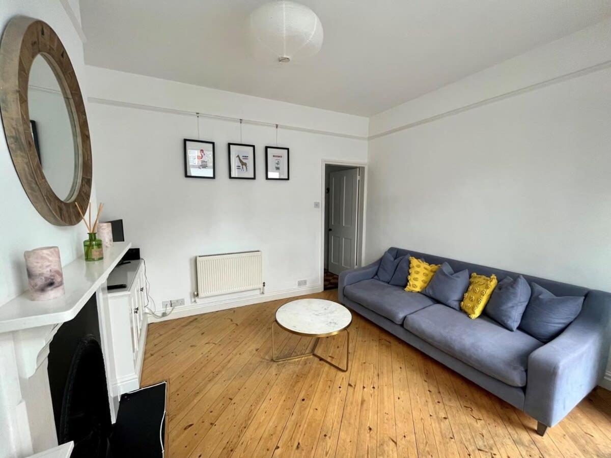 Cosy 2 Bedroom Victorian Townhouse In The Town Centre Bury St. Edmunds 외부 사진